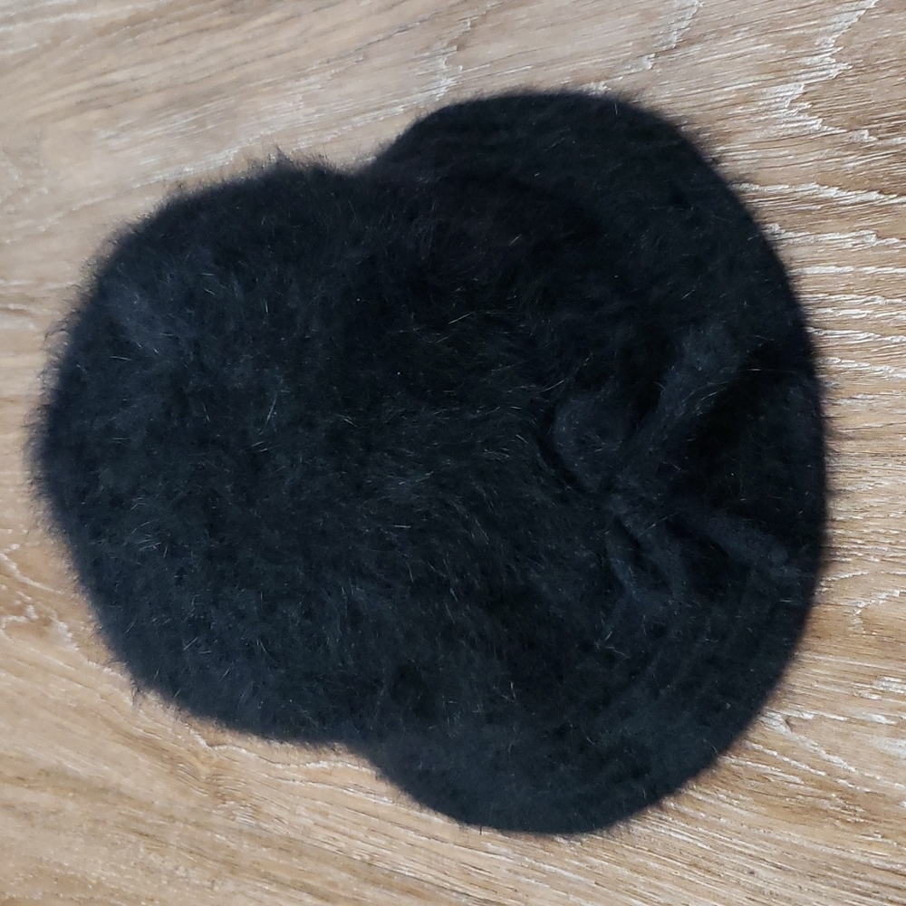 Cuddly Angora Blend Hat! Bow Accent Fancy Wool Nylon Classy Sophisticated